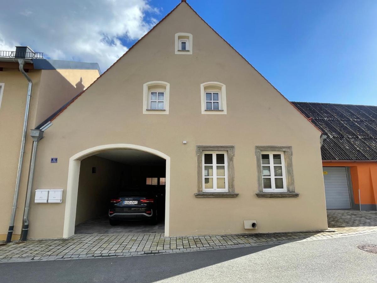 Apartment In Zentraler Lage Mit Privatparkplatz Графенвёр Экстерьер фото